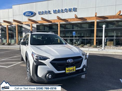 Used 2024 Subaru Outback 2.5i image 1