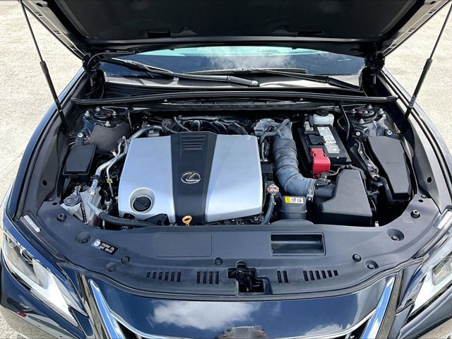 Used 2025 Lexus ES 350 w/ Premium Package FWD image 11