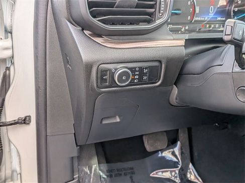 Used 2023 Ford Explorer Limited w/ Limited Technology Package image 15