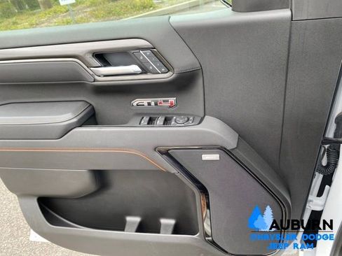 Used 2025 GMC Sierra 1500 AT4 AWD/4WD image 36