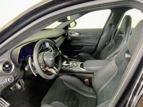 New 2024 Alfa Romeo Giulia Quadrifoglio w/ Active Assist Plus Package image 23