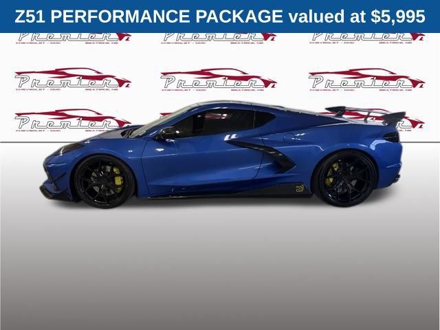 Used 2021 Chevrolet Corvette Stingray Preferred Cpe w/ Z51 Performance Package RWD image 2