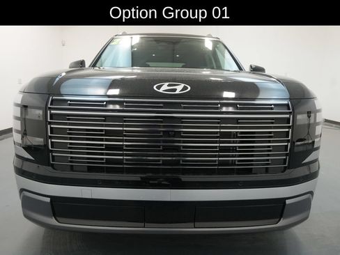 Certified 2026 Hyundai Palisade Limited AWD/4WD image 2