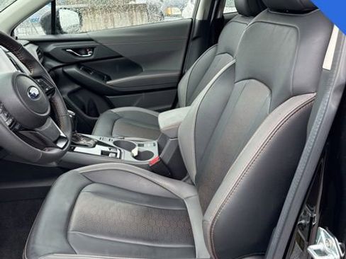 Used 2025 Subaru Crosstrek 2.5i Limited w/ Crosstrek Mirror Package image 11