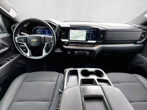 Used 2023 Chevrolet Silverado 1500 LT RWD image 16