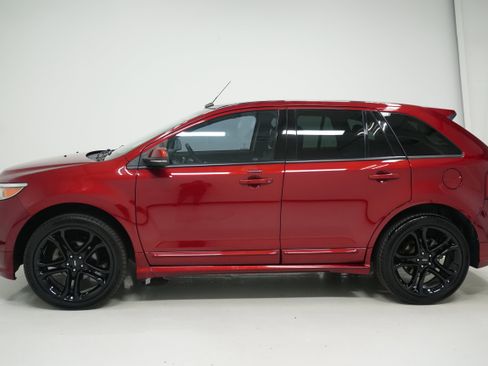 Used 2014 Ford Edge Sport w/ Driver Entry Package image 6