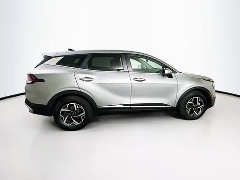 Used 2025 Kia Sportage LX FWD image 10