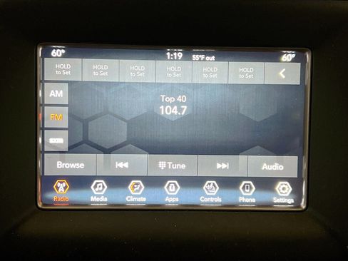 Used 2021 Jeep Grand Cherokee Laredo w/ Security & Convenience Group AWD/4WD image 10
