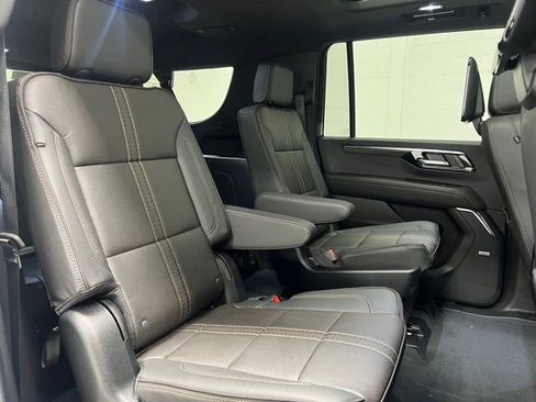 New 2026 Chevrolet Suburban High Country AWD/4WD image 20