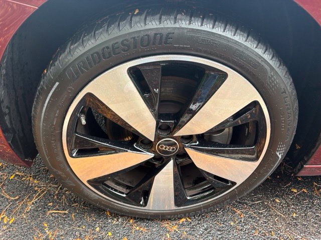 Used 2015 Toyota Sienna XLE Premium FWD image 10