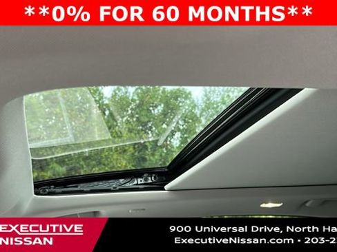 New 2025 Nissan Murano SL image 12