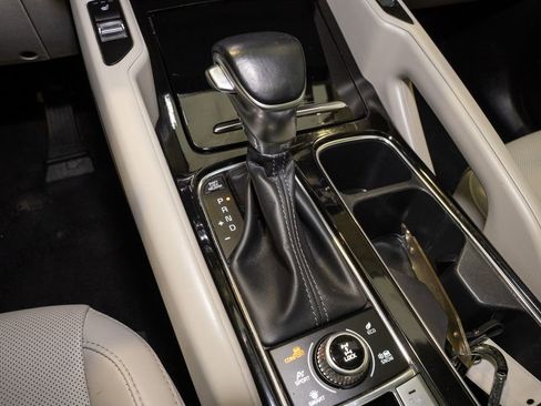 Used 2022 Kia Telluride S image 17