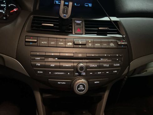 Used 2009 Honda Accord EX-L image 40