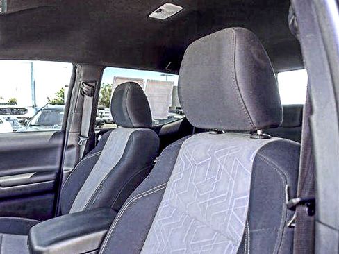 Used 2023 Toyota Tacoma TRD Sport AWD/4WD image 13