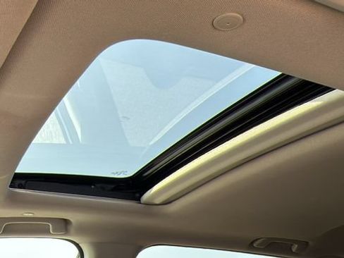 Used 2024 Honda CR-V EX-L image 23