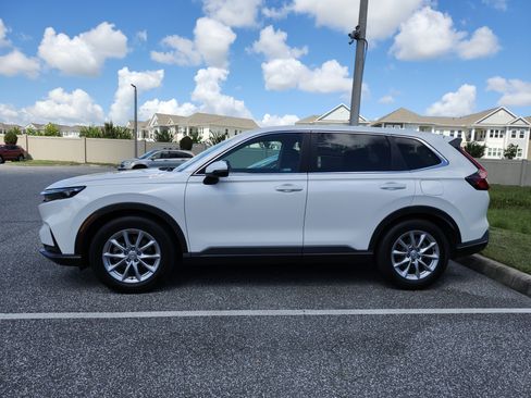 Used 2026 Honda CR-V EX image 13