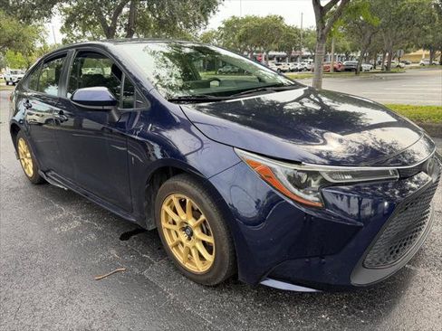 Used 2020 Toyota Corolla LE FWD image 8