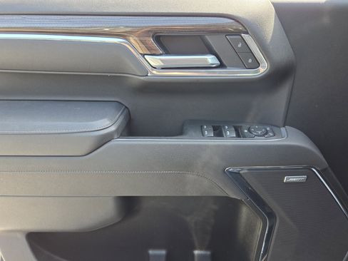 Certified 2025 Chevrolet Silverado 1500 LT Trail Boss w/ Convenience Package II AWD/4WD image 30