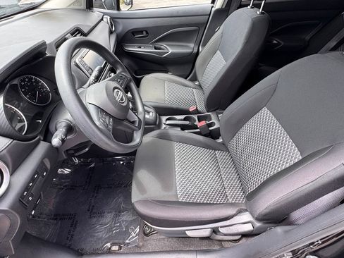Used 2024 Nissan Versa S w/ Trunk Package FWD image 17