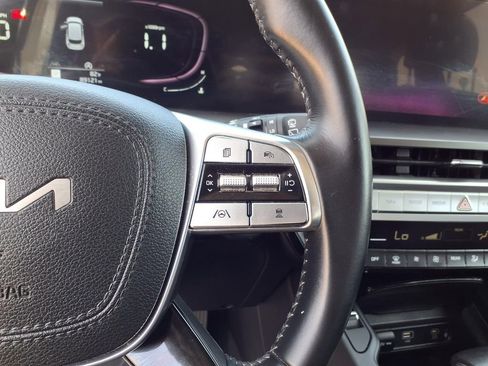 Used 2023 Kia Telluride S image 18