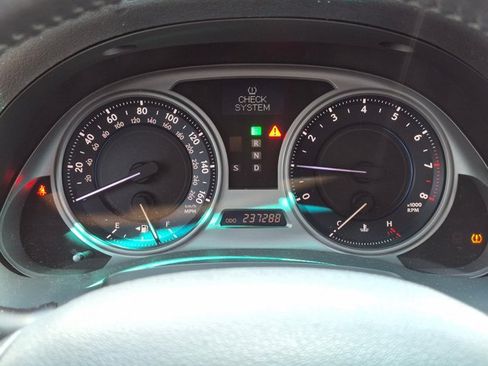 Used 2008 Lexus IS 250 w/ Premium Pkg RWD image 3