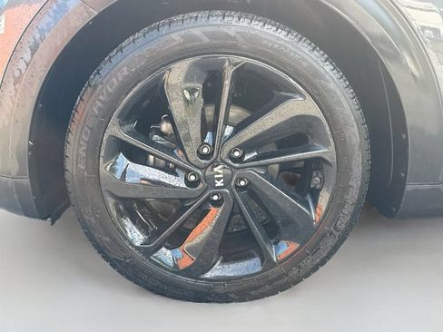 Used 2018 Kia Niro EX w/ EX Touring Graphite Edition FWD image 25