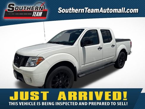 Used 2020 Nissan Frontier SV w/ Midnight Edition Floor Mats AWD/4WD image 1