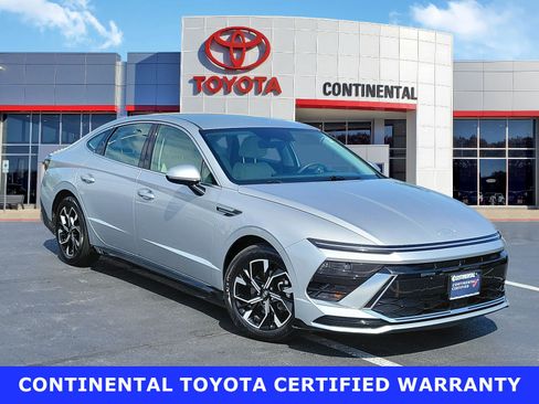 Used 2025 Hyundai Sonata SEL FWD image 1