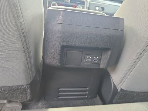 Used 2025 Toyota Tacoma TRD Sport image 25