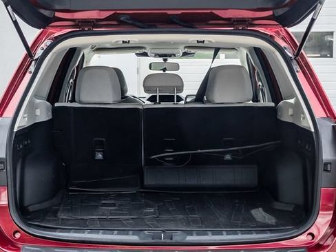 Used 2022 Subaru Forester Premium AWD/4WD image 18