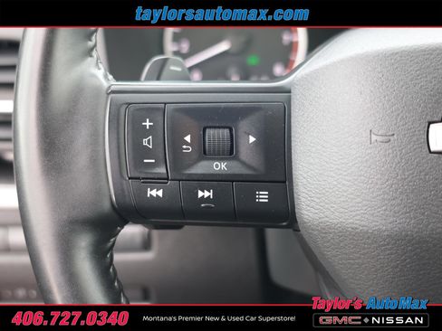 Used 2025 Nissan Rogue SV image 21