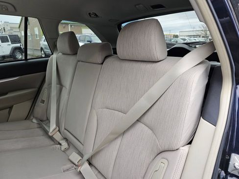 Used 2013 Subaru Outback 2.5i Premium w/ All-Weather Pkg image 15