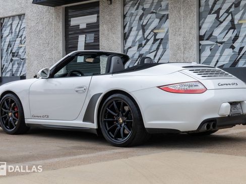 Used 2011 Porsche 911 Carrera GTS RWD image 10