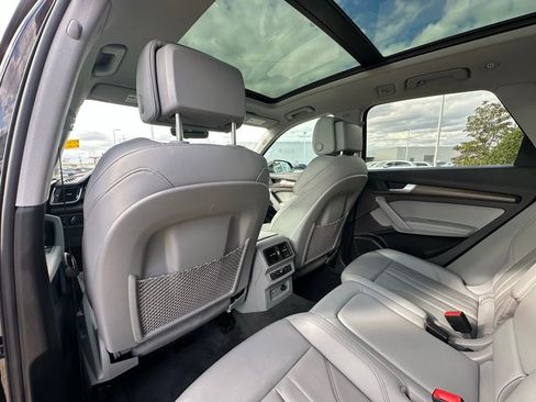 Used 2025 Audi Q5 2.0T Premium Plus w/ Premium Plus Package AWD/4WD image 21