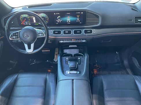 Used 2021 Mercedes-Benz GLS 580 4MATIC image 10