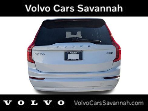 Certified 2023 Volvo XC90 B5 Core w/ Climate Package image 6