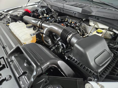 Used 2025 Ford F150 XLT w/ Equipment Group 301A Standard AWD/4WD image 18