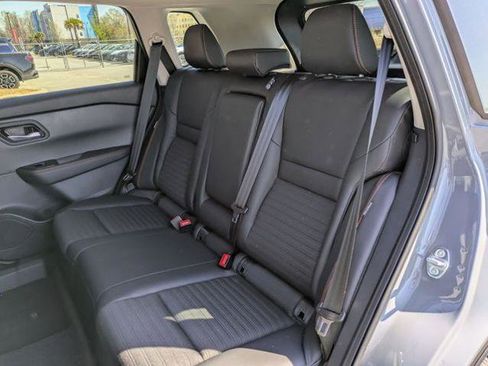 Certified 2026 Nissan Rogue SV AWD/4WD image 27
