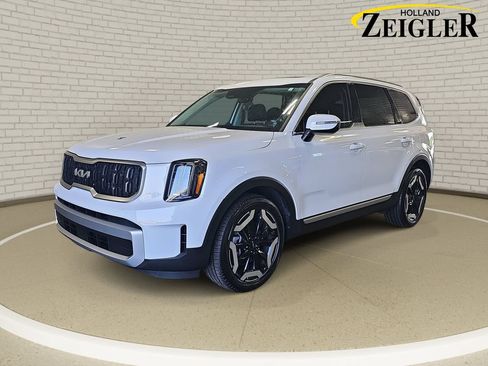 Certified 2023 Kia Telluride EX FWD image 1