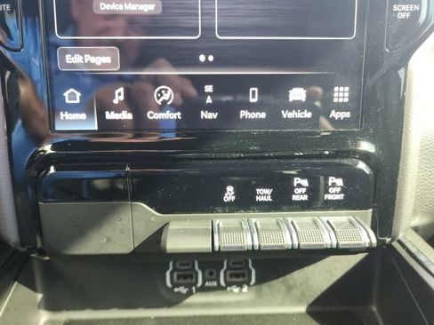 Used 2023 RAM 1500 Laramie AWD/4WD image 33