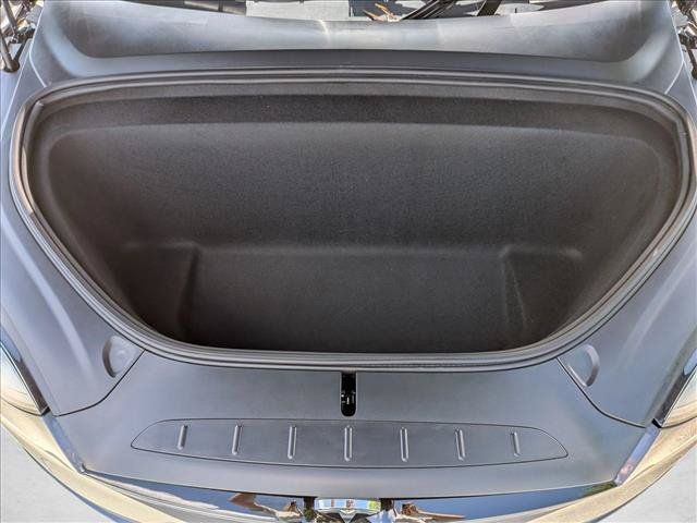 Used 2022 Tesla Model X AWD/4WD image 23