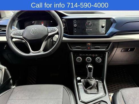 Used 2023 Volkswagen Taos SE FWD image 28
