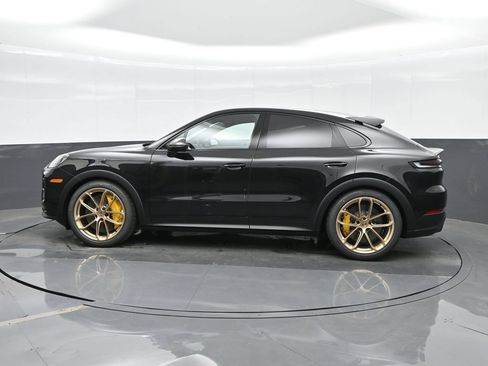 New 2026 Porsche Cayenne Turbo GT AWD/4WD image 2