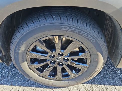 Used 2024 MAZDA CX-50 AWD 2.5 S w/ Premium Package image 10