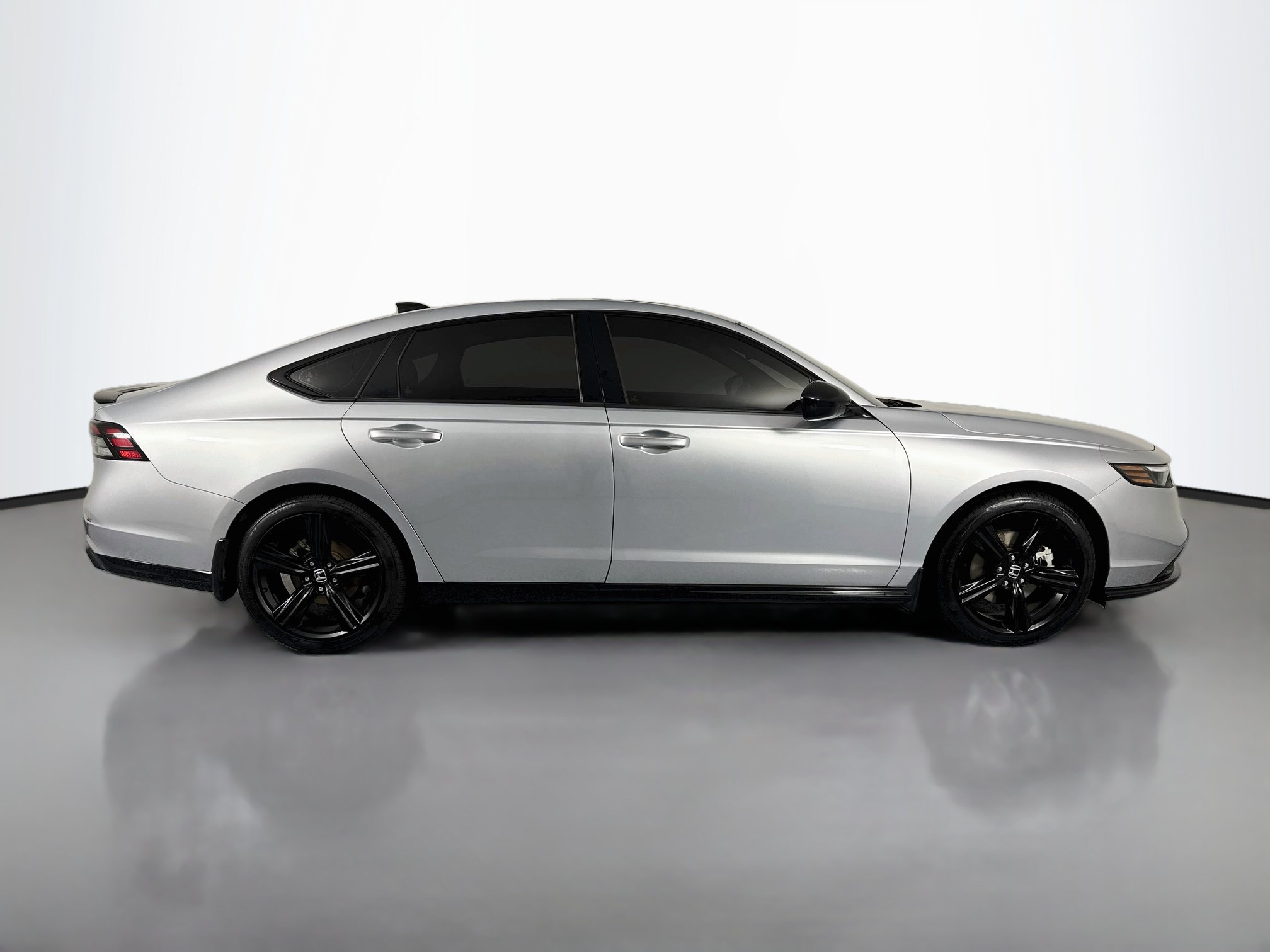 Certified 2024 Honda Accord Sport image 4