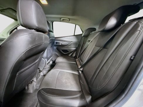 Used 2020 Buick Encore Preferred FWD image 25