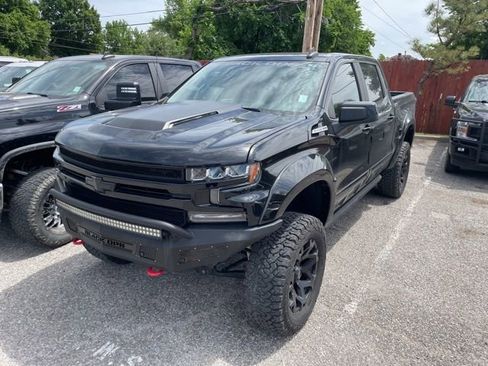 Used 2019 Chevrolet Silverado 1500 RST w/ All-Star Edition AWD/4WD image 2