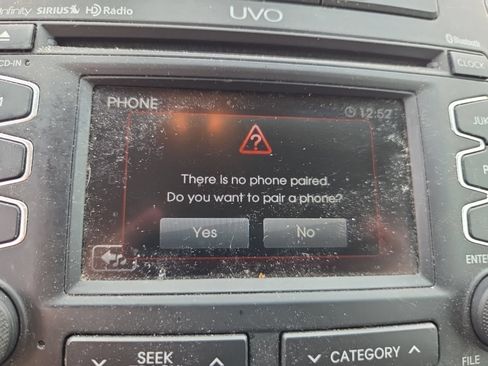 Used 2013 Kia Soul + w/ Audio Pkg FWD image 18