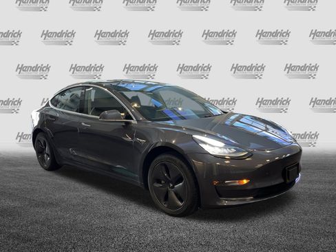 Used 2018 Tesla Model 3 Long Range image 2