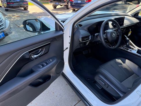 Certified 2026 Acura ADX AWD image 14